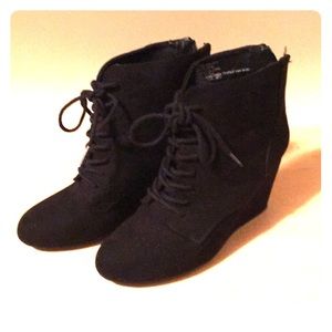 Black Faux suede low wedge boots size 7